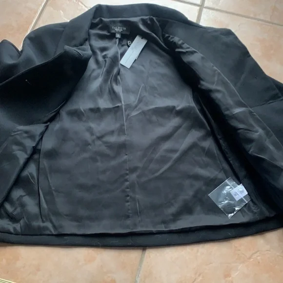 Talbots Elegant Black Suit Jacket - Picture 5 of 8